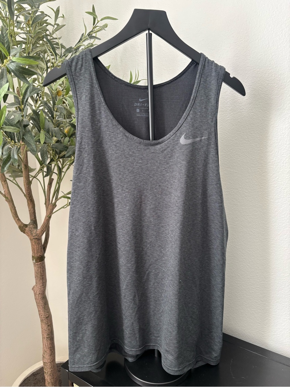 Nike Women’s Dri-FIT Charcoal Gray Tank Top